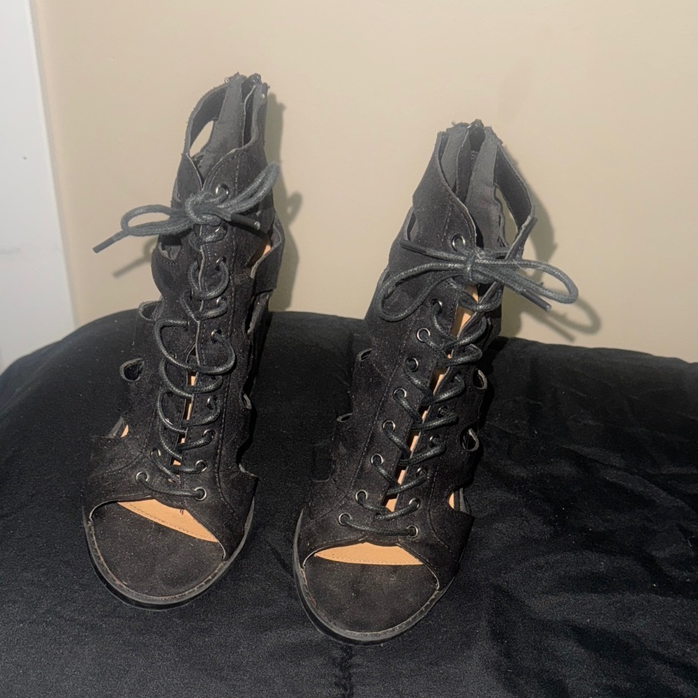 Black Lace-Up Women's Shoes